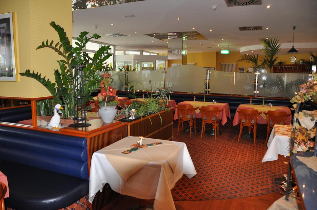 Hotel Falkenstein ภายนอก รูปภาพ